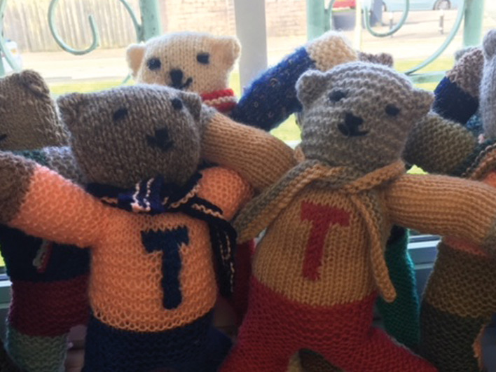Knitted teddies for children in distress
